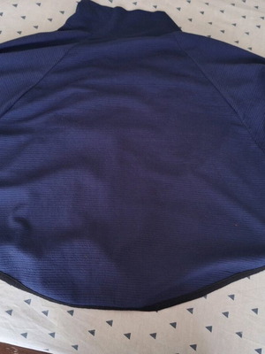 Cape used blue