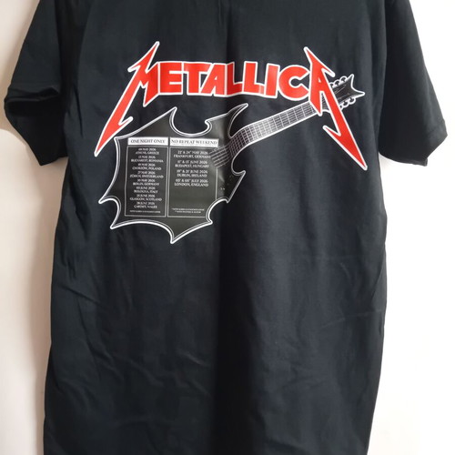 Metallica collectible tshirt new for 9.5.2026 OAKA concert Small-Medium