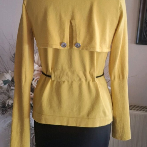Karen Millen knitted jacket used, yellow with silver buttons