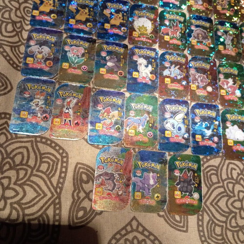Pokemon metal tags like new, 43 pieces