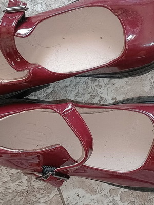 Mary Jane burgundy ballerinas like new, size 37