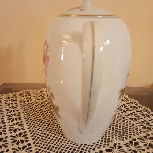 Vintage Winterling Roslau Bavaria porcelain coffee pot used