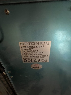 LEDTRONICA LED panel light 48W 60×60 cm, like new, pack of 65