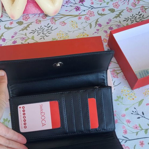 Doca wallet with tags, new