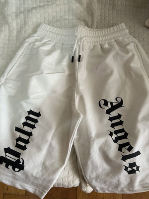 Men's Bermuda shorts like new, size M, black and white