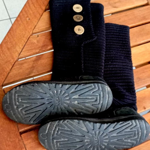 Ugg tall knitted boots like new, size 41, black