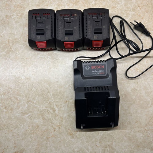 Bosch tools with 3 4.0Ah batteries and carrying case new
