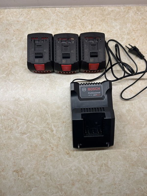 Bosch tools with 3 4.0Ah batteries and carrying case new