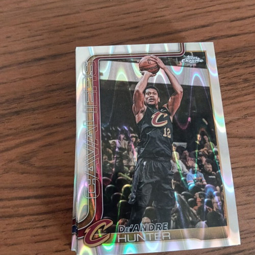 Lot of 15 NBA Topps Chrome Wave Refractor rookie cards