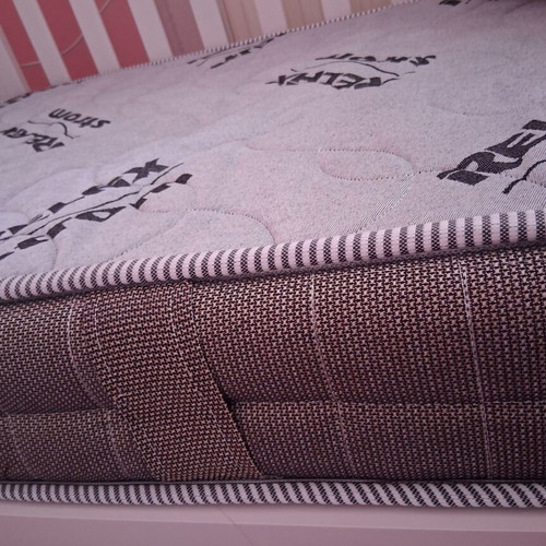 White baby cot with Relax Strom mattress, like new