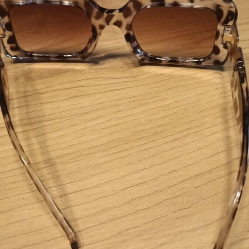 Leopard Sunglasses like new, brown