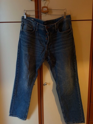 Ανδρικό jean Jack & Jones σαν καινούργιο, ίσια γραμμή, μέγεθος 38