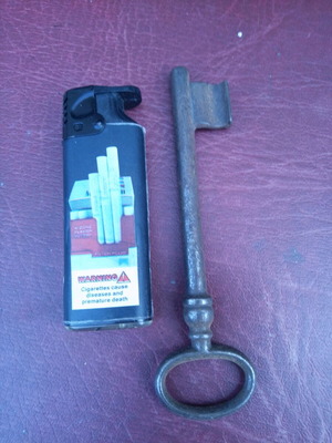 Vintage collectible old key used 11 cm