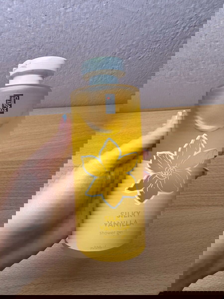 Αφρόλουτρο dust and cream με άρωμα vanilla