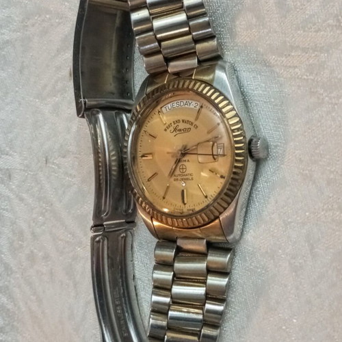 West End Watch Automatic Swiss Made President 25 Jewels vintage men's watch