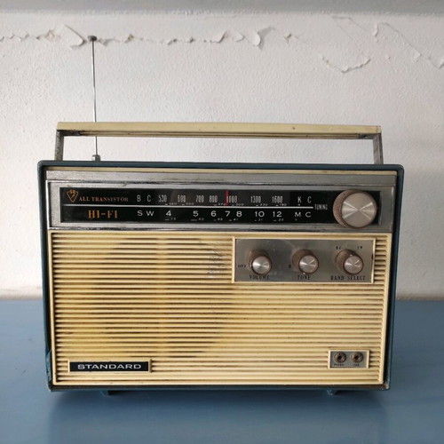 Standard all transistor Japanese radio used, functional