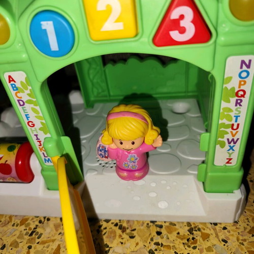 Fisher Price Fun Zoo Learning Toy used