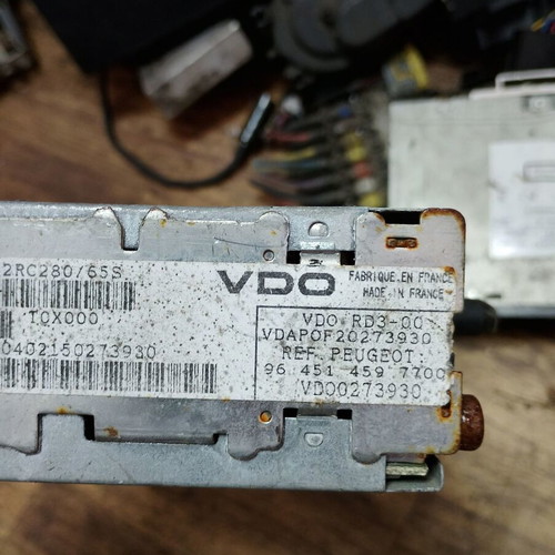 Original car radio with CD for Citroën Peugeot, used