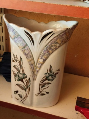 Vintage vase like new
