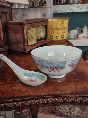 Vintage Tatung porcelain bowl with spoon used