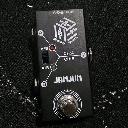 A/B/Y Guitar Pedal new, working perfectly