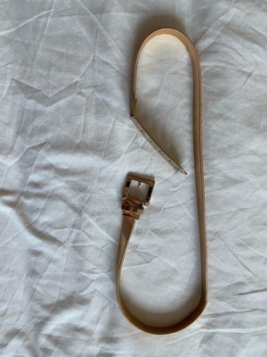 Metal belt gold color adjustable like new