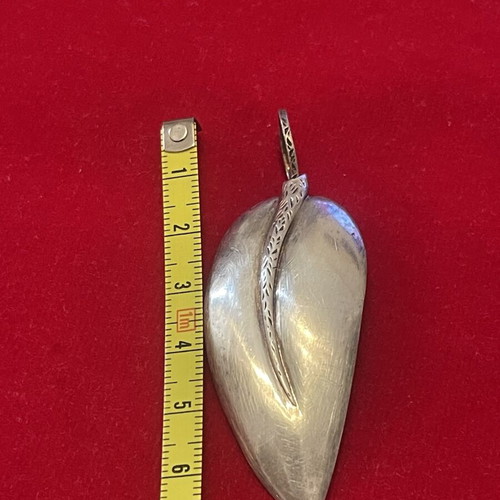 LALAOUNIS 925 silver pendant leaf design