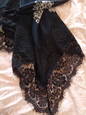long jacket with lace