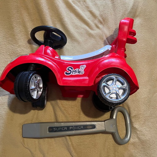 Smile Fengda Ride-On Car Used for Toddlers