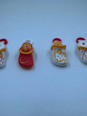 Crocs McDonald’s keychain new set