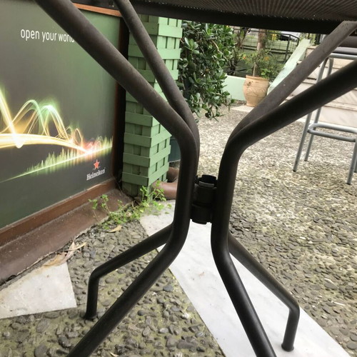 Mexil garden table and 4 chairs like new