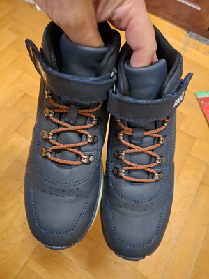 Primigi children's leather waterproof boots size 38 like new