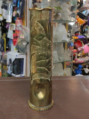 Vase from old shell used, bronze