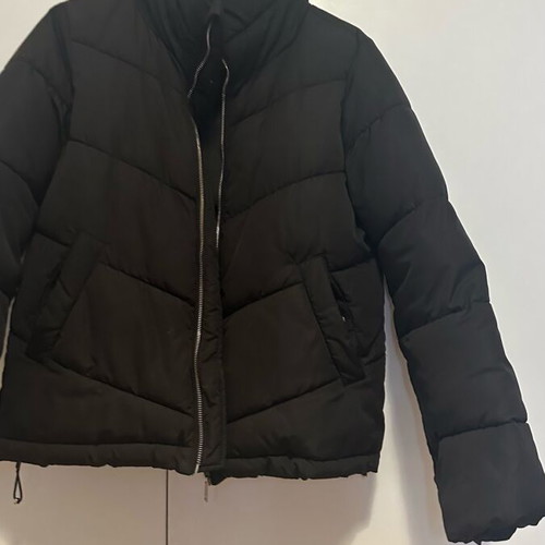 Puffer jacket Stradivarius black like new, size small