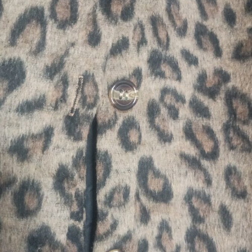 Shirt-style leopard print jacket new with belt, size XS
