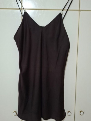 Νυχτικιά κοντή σατινέ μεταχειρισμένη, μαύρη με διακοσμητικά κουμπάκια