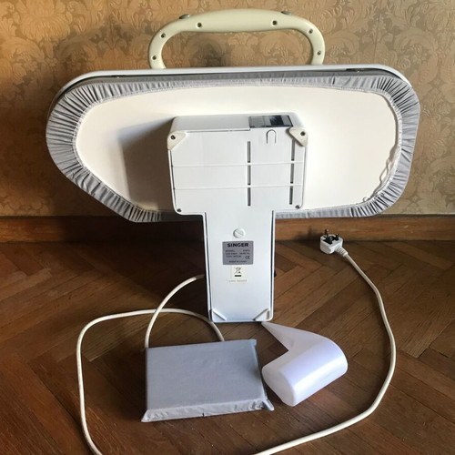 Singer ESP2 Steam Ironing Press like new