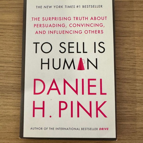 Book To Sell Is Human used, Daniel H. Pink