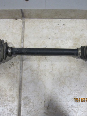 Αριστερό ημιαξόνιο για VW Golf 5 '05-'08 1600cc BLF σε άριστη κατάσταση