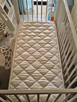 Gulliver white cot with Media Strom mattress like new
