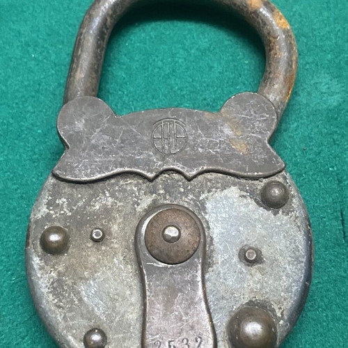 Elta padlock used, unlocked without key