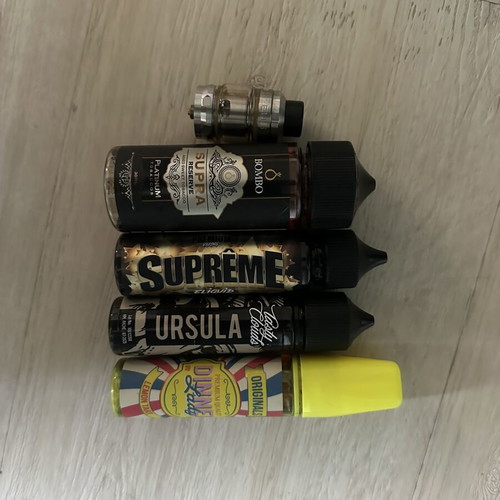 Zeus vape tank and e-liquids set