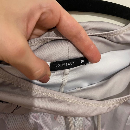 Bdtk cycling leggings with shorts and cropped top like new, multicolor