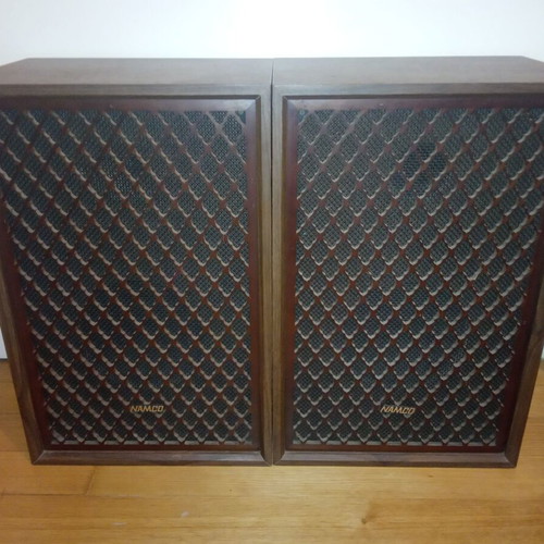 Wooden vintage NAMCO CS--221 35w speakers used, 2-way