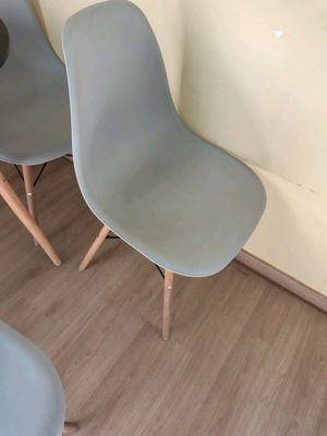 Καρέκλες μεταχειρισμένες, πακέτο 20