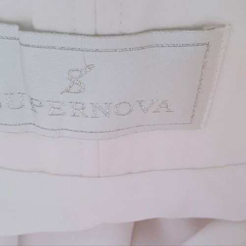 Supernova wedding dress like new, elegant lace details