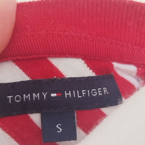 Tommy Hilfiger t-shirt small, σαν καινούργιο, βαμβακερό, κόκκινες και λευκές ρίγες