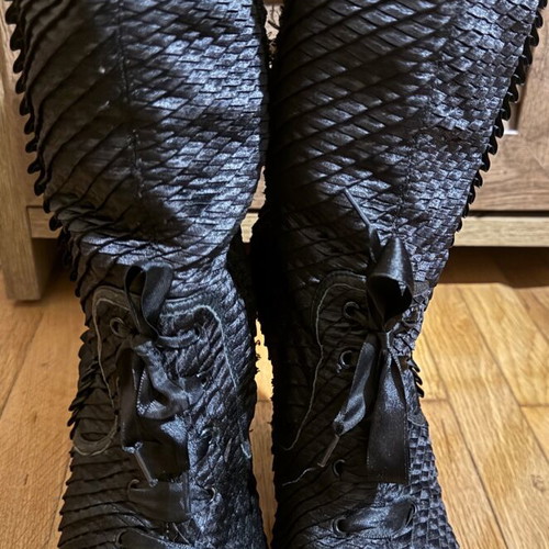 Satin boots with snake texture and appearance, used, size 38