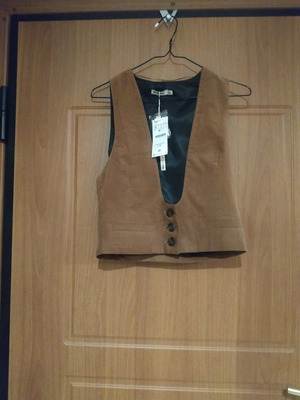 Corduroy vest Stradivarius brown new size M