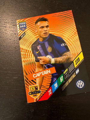 Panini FIFA 365 Adrenalyn Martinez Captain μεταχειρισμένο